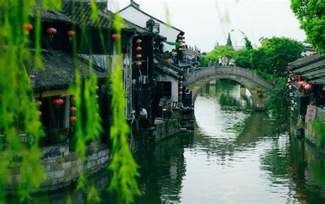 杭州哪里夜景最美,杭州最美的10个夜景,杭州南山路夜景_大山谷图库