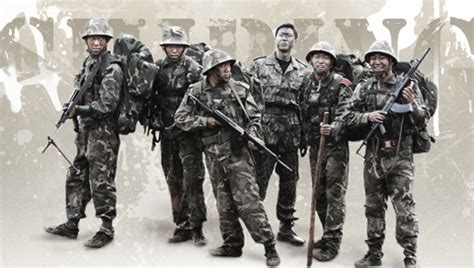 《士兵突击》PSP壁纸