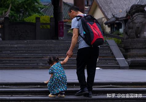 女儿被偷母亲遭打 “猖狂人贩”患有精神病_新闻频道_中国青年网