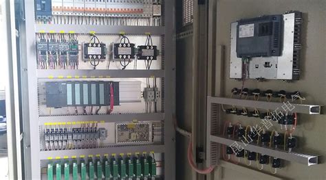 高端触摸屏PLC控制柜的优点-徐州台达电气科技有限公司