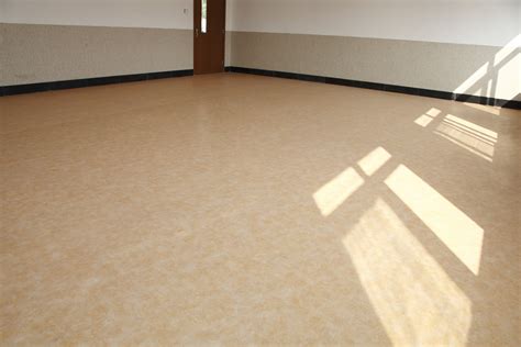 PVC地板究竟适合家装吗？【腾方PVC地板】|行业资讯|【腾方厂家】首页