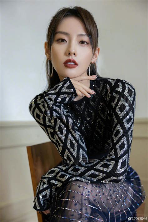 倪美诗图片