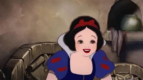白雪公主第一次见到小矮人，竟然全能叫出名字，真是好记性！_腾讯视频