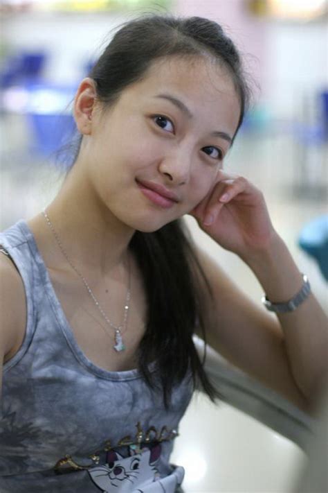 宋茜早年参加韩国综艺说自己是中国人，评委坐不住了