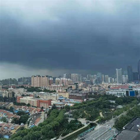 昨日雷雨光顾昆明 - 云南首页 -中国天气网
