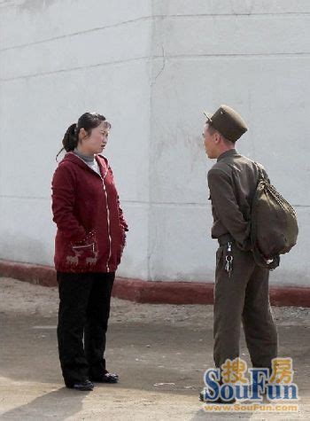 跟着20岁朝鲜女大学生看朝鲜_手机凤凰网
