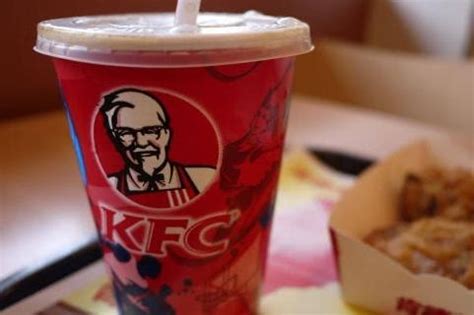 麦当劳vs肯德基，谁才是中国人最爱-FoodTalks