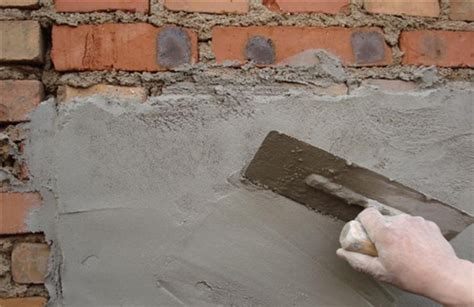 手把手教你处理水泥地面起灰起砂问题，很多人都不知道，简直太简单了！