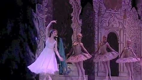 芭蕾 胡桃夹子 花之圆舞曲 2001 英皇