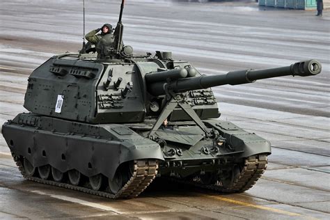 美最新一批军援已抵乌边境 最新型火炮现身乌克兰_军事频道_中华网