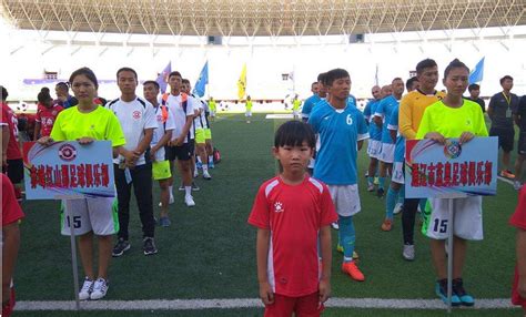 内蒙古日报数字报-内蒙古：社会足球多点开花