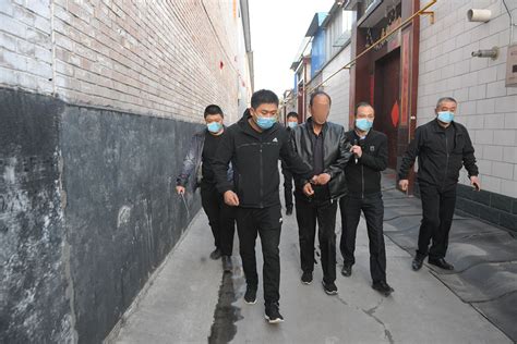 世界杯期间，哈尔滨警方严厉打击赌球窝点_手机新浪网