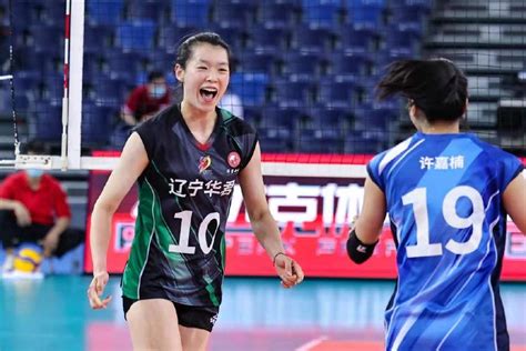 全锦赛孙颖莎女单登顶 坦言期待未来更多冠军 - 中国乒乓球协会官方网站