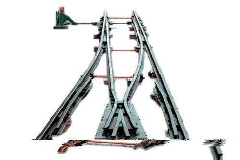 有轨电车梳状道岔直股转辙器尖轨跟端连接结构的制作方法
