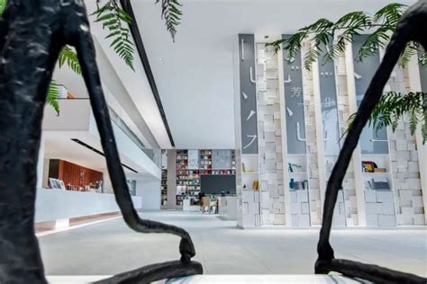 佛山格调十足的艺术馆-商业展示空间设计案例-筑龙室内设计论坛
