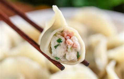 美食饺子新年摄影图高清摄影大图-千库网