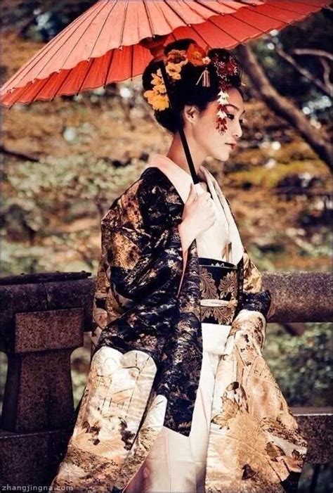 艺伎妆容甜美女生头像