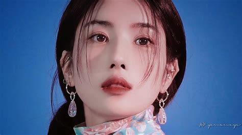 女爱豆权恩妃图片