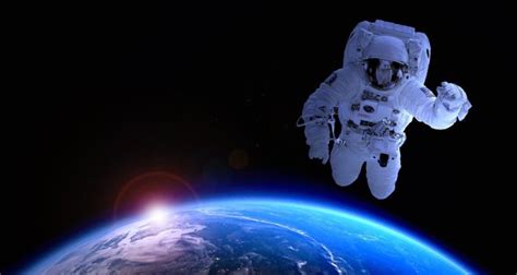 中俄航天集团联手，共建月球科研基地，终结美国太空优势？|月球|航天|基地_新浪新闻