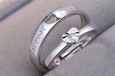 戒指上一般刻什么字比较合适 - 中国婚博会官网