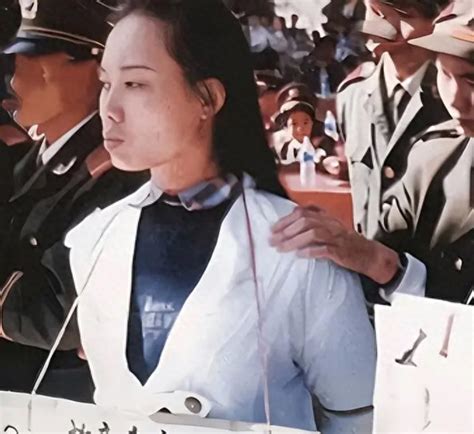 2005年，黑龙江一女犯被枪决后复活，家属求情一枪抵罪，结局