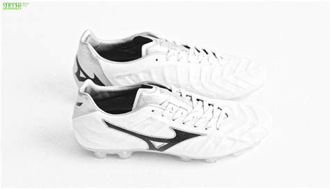 新百伦黑色袋鼠皮Visaro足球鞋 - 足球鞋 - SoccerBible中文站_足球鞋_PDS情报站
