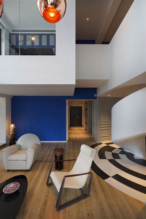 Dariel Studio: 上海蓝色顶层复式公寓 - 设计之家