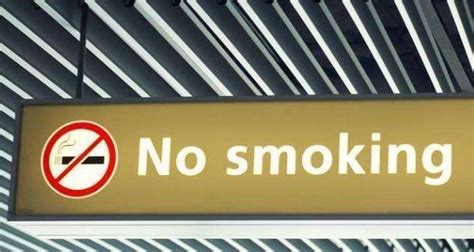 为什么不能在飞机上吸烟？你知道在飞机上抽烟后果有多严重吗？
