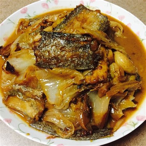 【清蒸长江刀鱼的做法步骤图，怎么做好吃】FM365杨悦_下厨房