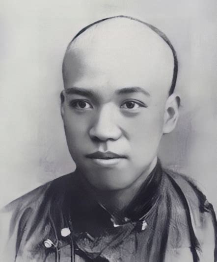 梁启超在1927-清华校友总会