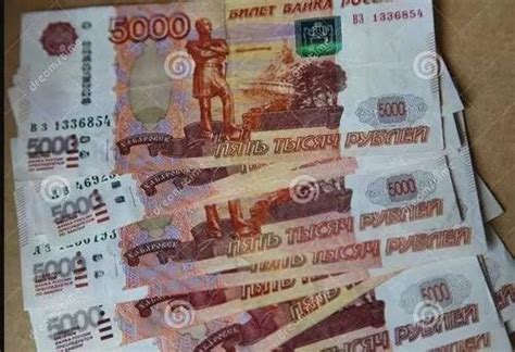 俄罗斯对人民币需求一个半月猛增8倍 卢布兑人民币交易量创新高_凤凰网