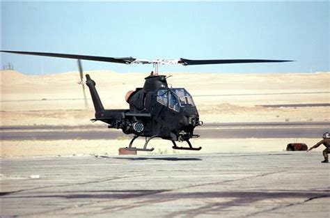 AH-1武装直升机（绰号：“眼镜蛇” COBRA）_1141502_领贤网