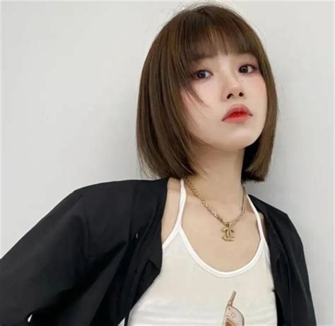 甜美女生头像短发初恋头