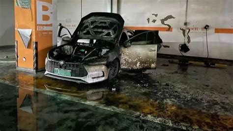 比亚迪E6电动车起火 被撞掉57.34亿市值-爱卡汽车