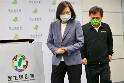 台湾“立委”选举结果揭晓 民进党拿下113席中的68席|界面新闻 · 天下