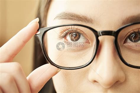 高考学习眼镜形象png下载-包图网