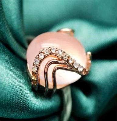 『珠宝』Shachee Fine Jewellery X Gemfields 推出合作系列：赞比亚祖母绿，马赛克微镶 | iDaily ...