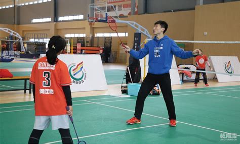 新疆羽毛球(培训,机构,训练,学校,场地,价格,多少钱) -- 新疆名将体育文化发展有限公司