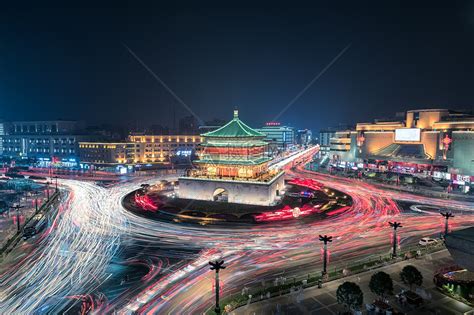 西安旅游晚上可以去走走的地方，西安夜景非常值得一看_城墙