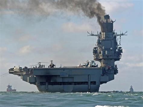 俄军开火警告闯入领海的英国军舰没？俄英双方各执一词_凤凰网视频_凤凰网