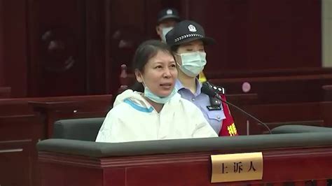《十宗罪》中国十大恐怖案件：《公厕女尸》