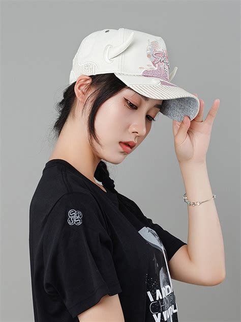 【图】哪种潮流帽子男款的好看 3款时尚男生帽子让你轻松耍酷(2)_伊秀服饰网|yxlady.com