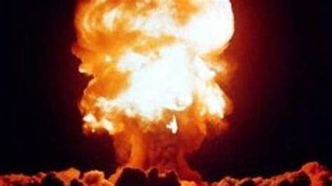 中国第一颗氢弹爆炸瞬间