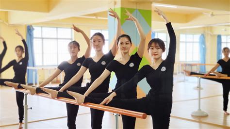 北京舞蹈学院附中报考条件有哪些 孩子几岁可以报考北京舞蹈学院附中?--2023少儿舞蹈最新资讯-舞蹈艺考培训就在舞研艺考！