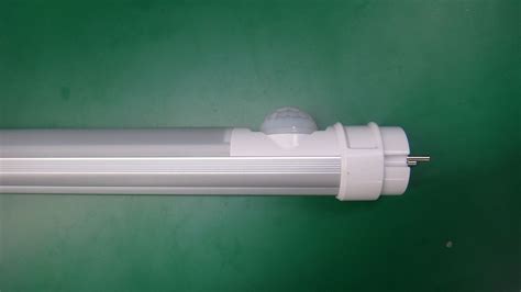 直销 led恒流玻璃铝材灯管全PC高亮宽电压出口T8灯架铝材一体化-阿里巴巴