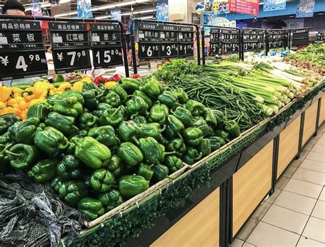 安徽蒙城：采摘大白菜供应市场-人民图片网