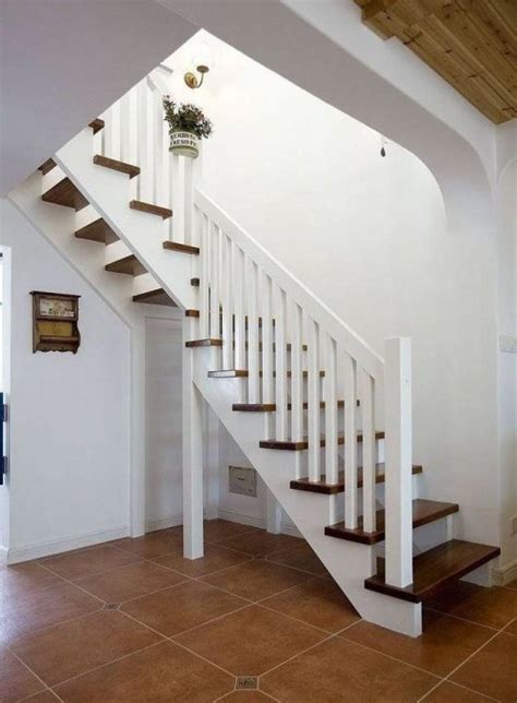 什么是楼梯踏步尺寸标准 一般多大楼梯尺寸合适_住范儿