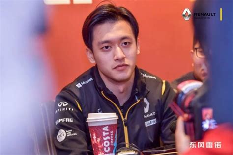 历史性时刻！F1首位中国正式车手诞生，22岁周冠宇下赛季加盟阿罗
