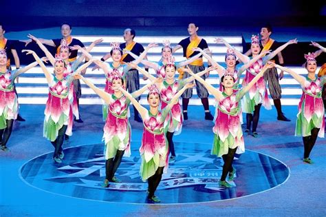 [记者在基层]浏阳全民广场舞复赛“舞动”沿溪 - 原创资讯 - 华声新闻 - 华声在线
