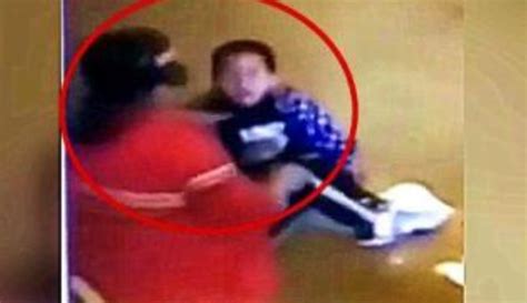 南京幼儿园老师殴打3岁男童_凤凰网视频_凤凰网
